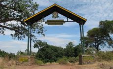 jezero Manyara National Park - vstupní brána